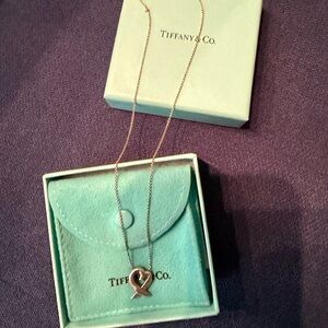Tiffany Paloma Picasso sterling silver loving heart necklace